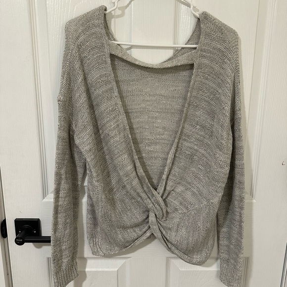 Open back sweater - Picture 1 of 2